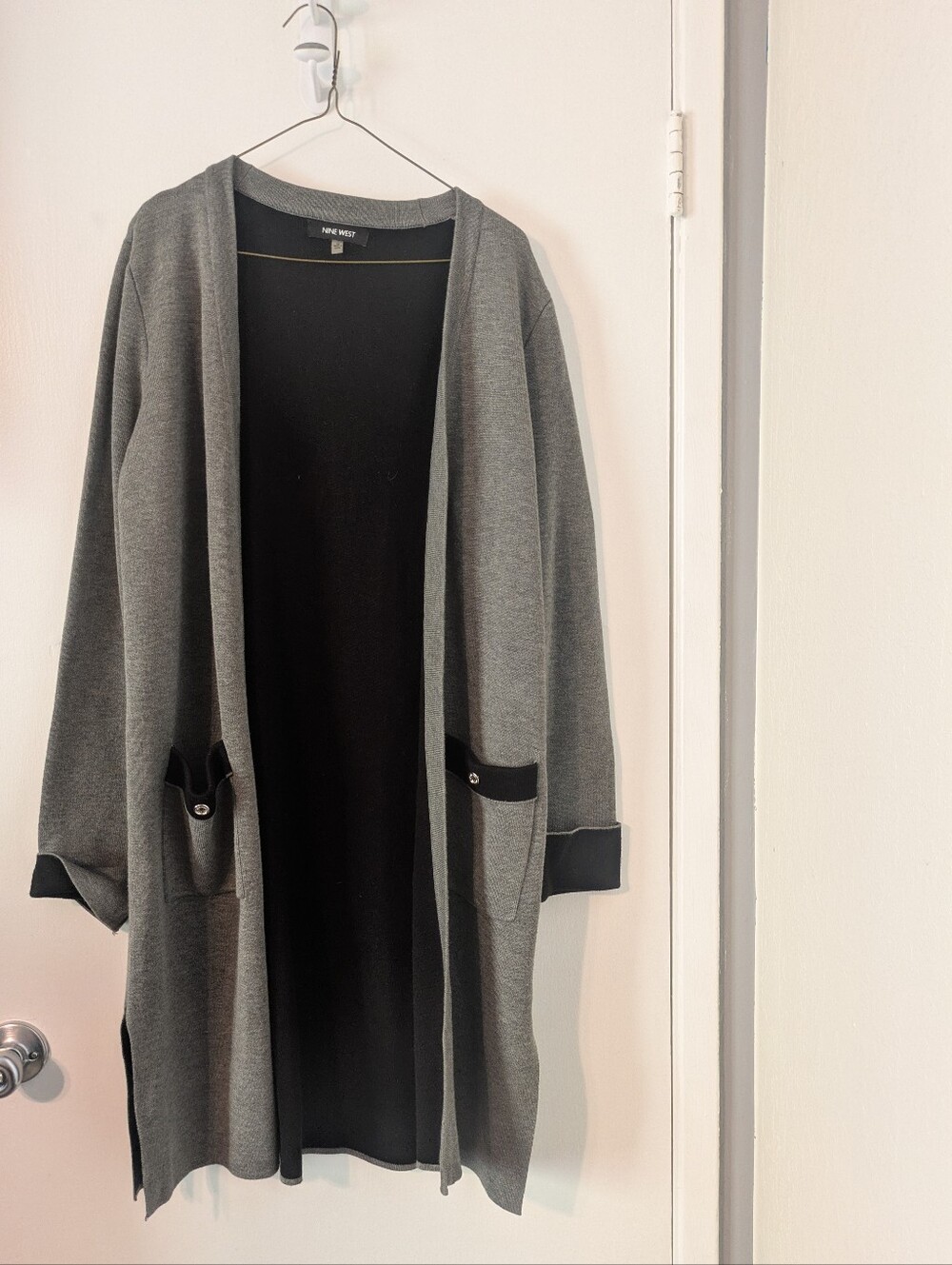 Nine West Gray and Black Open-Front Long Cardigan